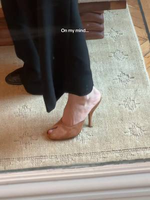 Still thinking about the dreamy shoes from Jude I previewed during pfw 🤎