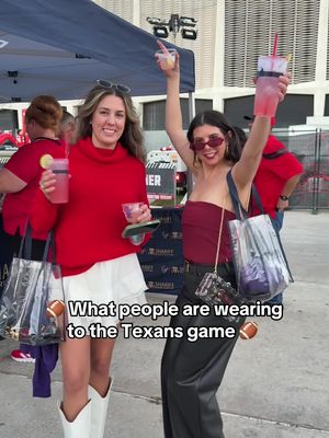 Check out what people are wearing to the @Houston Texans game 🏈 