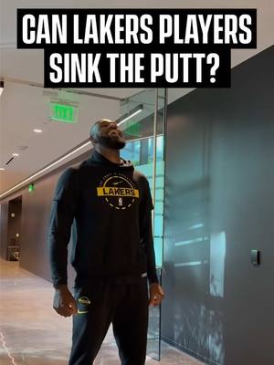 Got some professional putters on our squad 😎 #lakers #NBA 