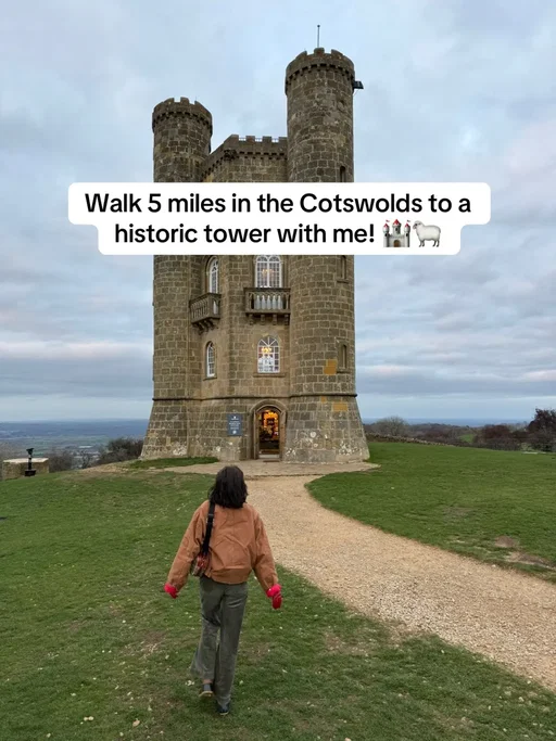 P.S. you can find this hike on @AllTrails “Broadway Tower Circular” ❤️ #cotswolds #englishcountryside #travelengland #cotswoldslife 