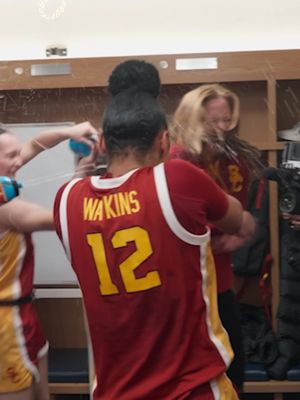 Beating UConn is a great feeling 👀 Watch ON THE RISE w/ @ju on @Peacock! #StateFarmPartner #jujuwatkins #usc 