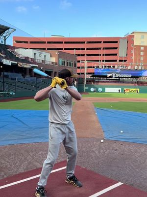 One for the road? ⚾️🚀 #countrymusic 