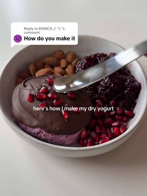 Replying to @BIANCA🪽🤍 this is how I made my blackberry chia jam yogurt bowl🍇🥣 so delicious! I strained the yogurt in cheesecloth for 7 hours, and it turned out incredibly creamy #fage#greekyoghurt#pomegranates#yogurtbowl#yoghurtbowl 