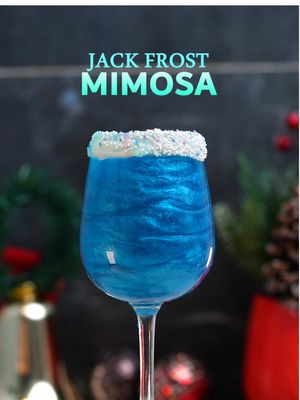✨ Comment “BOOK” and get an additional 20% OFF - on top of the already 50% OFF launch pricec for my exclusive 246-recipe Cocktail Book! 📚🍸🔥  Jack Frost Mimosa! ❄️✨💙 Absolutely delicious 🤤, absolutely beautiful 😍, and guaranteed to make you feel like you’re stepping straight into a winter wonderland ❄️🏔️✨. A little frozen magic in every sip! 🍾✨💫 Recipe: • 1.5 oz Blue Curaçao 🔵 • 1 oz Pineapple Juice 🍍 • 1 spoon Blue Edible Glitter ✨💙 • 3 oz Champagne 🥂💫 #ChristmasCocktail #HolidayCheers #ChristmasSpirit #CocktailTime #Mixology