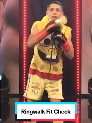 16 year old Juan Guerito shows off his love for SpongeBob for tonight's professional debut! 🇲🇽 ✨  #fightnight #prospect #spongebob #boxing 