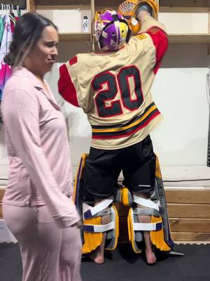 @W - Everyday Body Care helping me smell better after a good day of hockey! - #hockey #hockeyproblems 