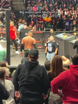 Big Justice gets taken out at AEW Full Gear #aew #aewfullgear #fullgear 