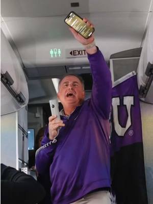 🗣️ WE’VE GOT EACH OTHER AND THAT’S A LOT FOR LOVE! #GoFrogs #tcufootball #singalong #karaoke 