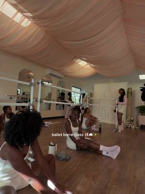 in a room full of black women doing something my younger self loved doing 🩰💗 thank you to @amayamonae for hosting this beautiful event 🥹 @Raising Your Barre 