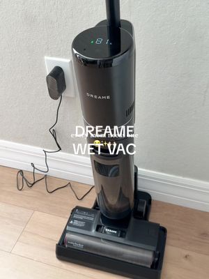 my new wet vac just made mom life so much EASIER 😭✨🧼 the deal is insane rn!! #wetvac #mopvac #giftforher #giftformom #tiktokshopblackfriday @DreameUS 