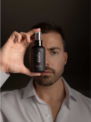 Easy hack for adding texture to fine hair.  This 2-step routine gives your fine hair lift, texture, and style that lasts all day. Volumizing Mousse + Texture Powder for instant results. Check out @@FORTE SERIES 🏷️ Jake Gyllenhaal hairstyle. Crew cut haircut. Short mens hair. Fine straight hairstyle. Hair products for fine hair. Easy hairstyle.
