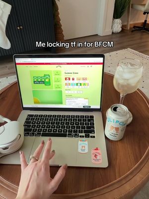 30% off sitewide now until 12/1‼️ run to drinkolipop.com 🏃‍♀️🛒 #OLIPOP #bfcm 