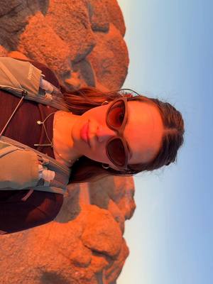 In our desert girl era 🏜️✨ 🎥 @sophiaxverde #desertseason #Hiking