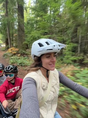 I can’t believe I waited this long to try an e-bike because they’re a blast. I got the @Lectric Expedition2 because it’s such a great way to get around with kids. We rode 9 miles to the perfect little picnic spot in the woods, definitely way more ground than we could’ve covered on foot!  Since we’re currently a 1 car household we’ve also been using it for daily errands around town, and school drop-off/pick-up. It’s so nice to avoid traffic and not have to hunt for parking! A few more reasons we love our @lectricbikes ✔️Comfy & smooth ride. ✔️ Built & tested for family safety. ✔️ Cargo bags that hold so much stuff! Check out the link in my bio to learn more! #LectricPartner #lectricebikes