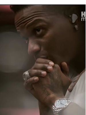 A symbol of hope in Nigeria. Wizkid’s story comes to Music Box Season 2 in #WizkidLongLiveLagos, from Executive Producer Bill Simmons and director Karam Gill. Premieres December 11 on @HBO Max. 