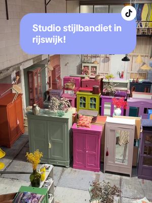 Echt alleen ik ben zo KNULLIG als op het einde 🤣🤣🤣 mega aanrader, studio stijlbandiet in Rijswijk! My heaven on earth 🩷 #verbouwupdate #colourfulhome #homerenovation 
