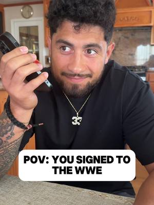 It’s time to wrastle! 🐊 #WWE #NXT @WWE NXT @WWE 