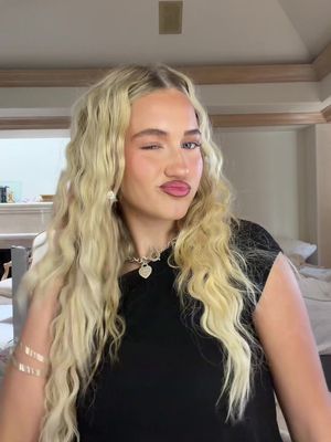 but you in a different town than me 😔#paisleenelson #blondehair #lipsync #hairinspo #lipcombo 