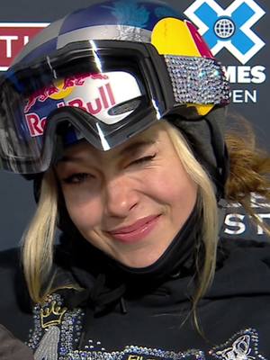 They can't get on Eileen's speed 💅 #ActionSports #Ski 