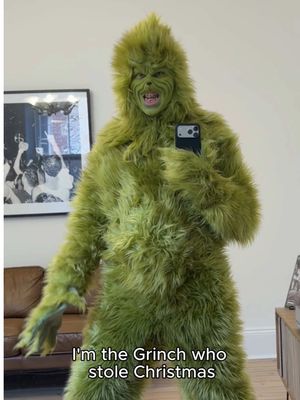 Replying to @ollie clewley (o'clzz) All my wife wants for Christmas is a normal husband. 🎄#thegrinch #jimcarey #impression 