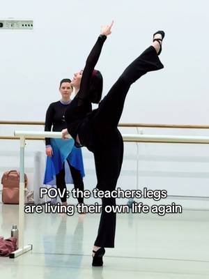 THAT IS NO PROBLEM ✨😅 #ballet #balletlegs #balletlife 