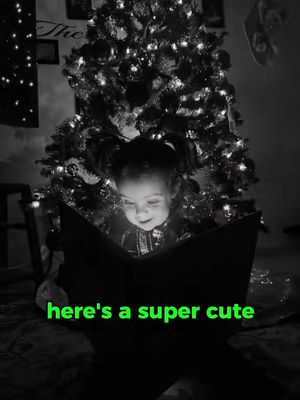 Reposting from last year  Super easy Christmas photo idea for kids 🎄 #diychristmasphotoshoot #howtotiktok #christmastiktok 