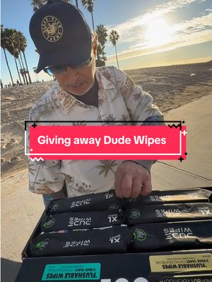 Which scent are you taking ?? #dudewipes 