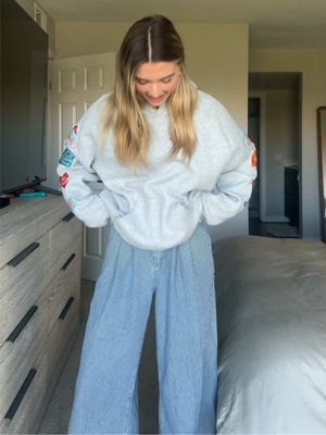 this turned out so cute.. thanks for the inspo @sophie! 🩷 #outfitinspo #hoodie #clothes 