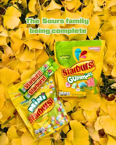 🍬 Candy variety: Sour Starburst, All Pink packs, year round Jellybeans, and of course…our Tropical fans 