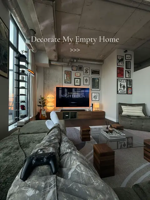 From cold & empty to warm and full of love 🫶🏼 #interiordecor #livingroomdecor #detailsmatter #hometour #apartmenttherapy 