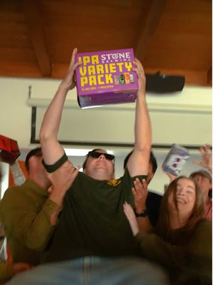 Don’t be that guy. Be THAT guy.  
 It’s not too late – visit find.stonebrewing.com to find Stone beers on your way to your Thanksgiving get together!
