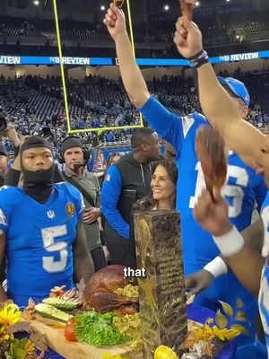 Genius 👀🍗 #nflthanksgiving #football #tiktokcampaign #sportshistory #nflnews 