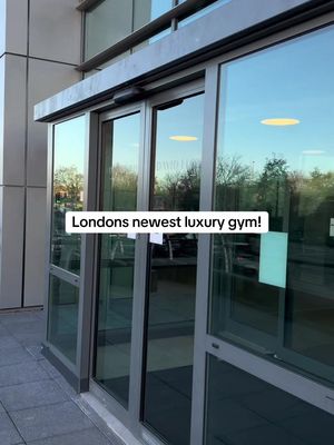 Is this the best gym in london? 🏋🏿‍♀️💪🏿 #LondonGym #LuxuryGym #DavidLloyd #LondonSpa #Gym 