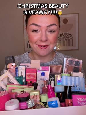 CHRISTMAS BEAUTY GIVEAWAY 🎅 I’m giving away a box of beauty goodies to one of you! To enter: 🤍 Like this post 🤍 Follow me 🤍 Tag ONE friend in the comments Each tag = one entry So if you tag 3 friends, that’s 3 entries 👀✨ UK ONLY 🇬🇧 Winner announced: 21st December 🎁 Good luck angels 🤍