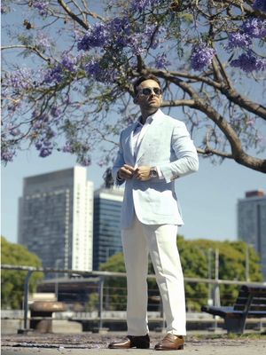 Primavera🪻en @Buenos Aires Ciudad 🇦🇷 • • • #Jacaranda #BuenosAires #Argentina #MensFashion #Explore 