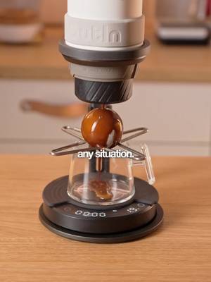 Use code LIZHAPPYBEANS for a 20% discount! 🫢 Or, a 33% discount on the Christmas Edition 🎄OR $100 OFF the @OutinStore Mino + Fino grinder bundle! 🤯 (all this until December 1st) This is an insanely good portable brewer. Incredible quality, delicious shots, and it holds up so well outdoors.  Would you give it a try?  #outinpartner #outinmino #portablecoffeemaker