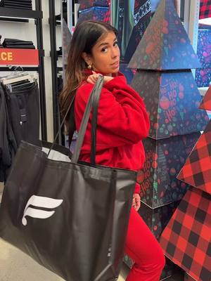 Enjoy 65% off store wide this weekend only. Shop early to snag your favorite styles before they’re gone! @Jen Affleck 