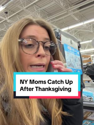 Holidays are always eventful with Donna and Chris #holiday #thanksgiving #catchup #comedy #italiancomedy 