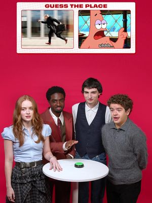 Guess the Stranger Things location 👀 @Caleb McLaughlin @Finn Wolfhard @Gaten Matarazzo #sadiesink #calebmclaughlin #finnwolfhard #gatenmatarazzo #strangerthings5 