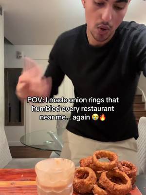 These onion rings were $3 to make… restaurants charge $18. Make it make sense 😭🧅🔥