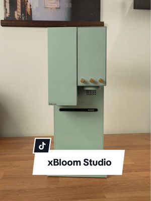 I’ve been using the xBloom Studio for over a year now and it’s still the coolest machine I own.  #xbloom #xbloomcoffee #xbloomstudio #specialtycoffee #homebarista