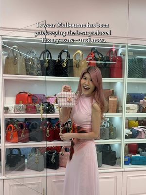 Melbourne girlies… I found the hidden luxury store you’ve probably walked past a hundred times without realising. Preloved CHANEL, LV, Hermès and more - all 100% authentic, beautifully kept, and honestly some of the best prices I’ve seen here (especially compared to Japan/Korea 👀). If you’re thinking of buying your first designer bag, or you want to upgrade without the retail price tag… save this for later ✨ And if you have friends who love a good luxury find, send this to them too 💌 #melbourneluxury #preloveddesigner #melbourneshopping #luxuryresaleaustralia #designerbagmelbourne  