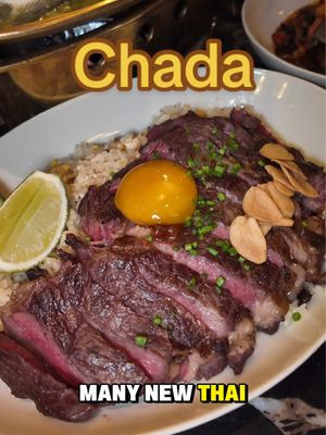 There are so many new Thai restaurants popping up all over the city, and this is one of my new favorites. Chada is an upscale Thai restaurant with great food and ambiance. A must-try is their Crystal Coco Thai iced tea, sautéed chili paste lobster, tallow fried rice and coconut ice cream! #nycfoodie #nycrestaurants #nycdesserts #eatingnyc #nycthaifood 
