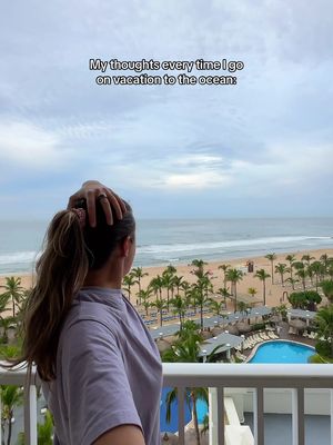 It happens every time 😹 #shouldimovehere #funnyvideos #vacationmood 
