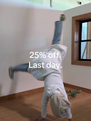 If you aren’t shopping our Cyber Monday sale.. wyd???? #sale #cybermonday