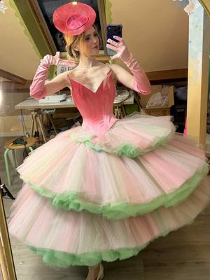 My finished Glinda Thank Goodness dress from @Wicked: For Good 🤩💖💚 #glinda #wicked #cosplay #costume #sewing 