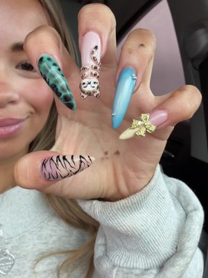 BIRTHDAY NAILSSSSS can you guess the theme??? #fyp #foryou #birthdaynails #nailtransition #nailday 