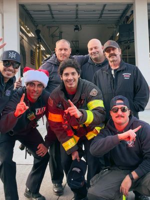 Got the whole crew #firefighter #merrychristmas 