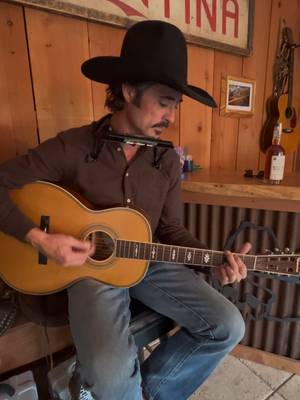 Looking forward to seeing everyone at Billy Bob’s next Thursday, Dec 11! Grab your tickets at the link in bio - and until then, here's a new Cantina Session. #southsideofheaven