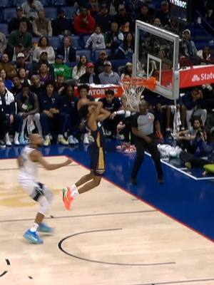 OH MY GOODNESS VALENTINE #NBA #neworleans #dunk #pelicans 